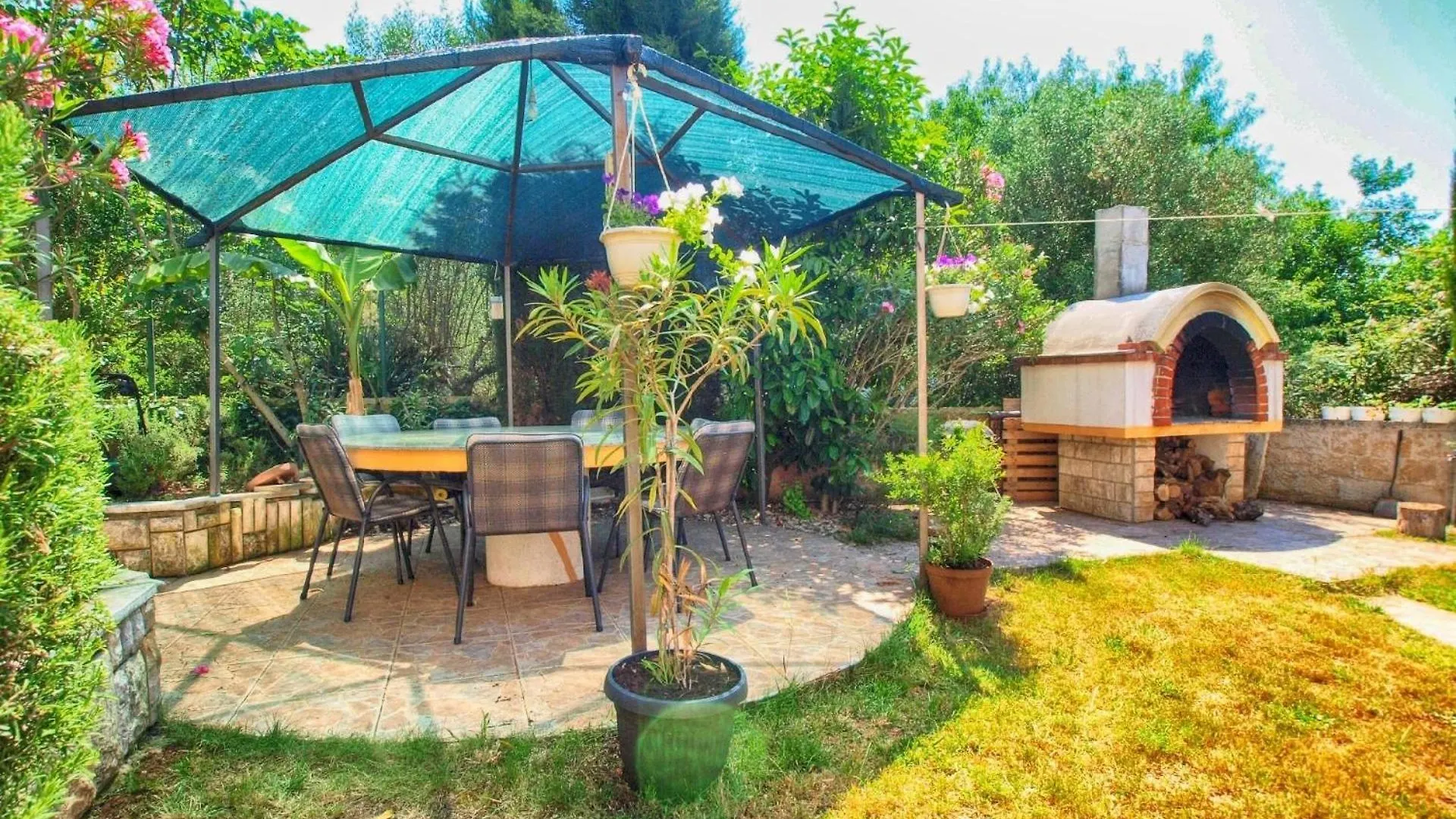 Apartment Ferienwohnung Fuer 4 Personen Ca 45 Qm In Stinjan, Istrien Istrische Riviera